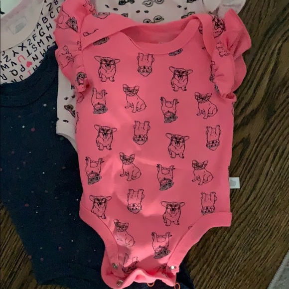 Rosie Pope flutter sleeve onsies 3-6 months - Picture 2 of 6